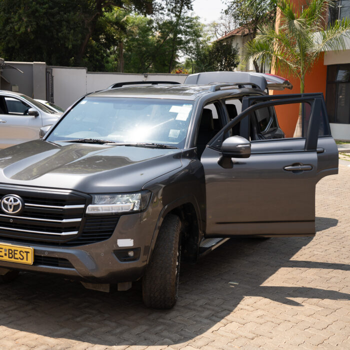 Toyota Landcruiser 300 Series